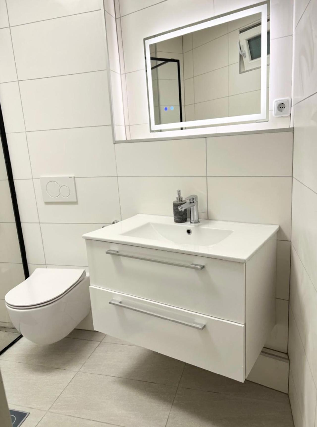 Duesseldorf Messe, 2-Bedroom Duplex Apartment With Terrace And Garden Extérieur photo